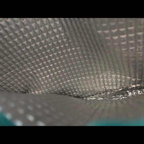 Thirty one small thermal makeup bag - Picture 2 of 2